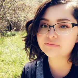 Meet your Posher, Jazmine